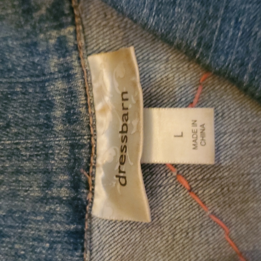 Custom patch denim vest - Picture 9 of 13